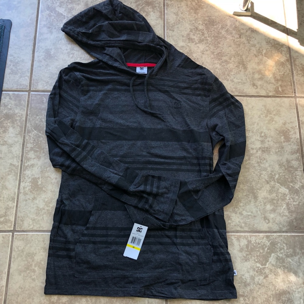 DC Hooded Tee